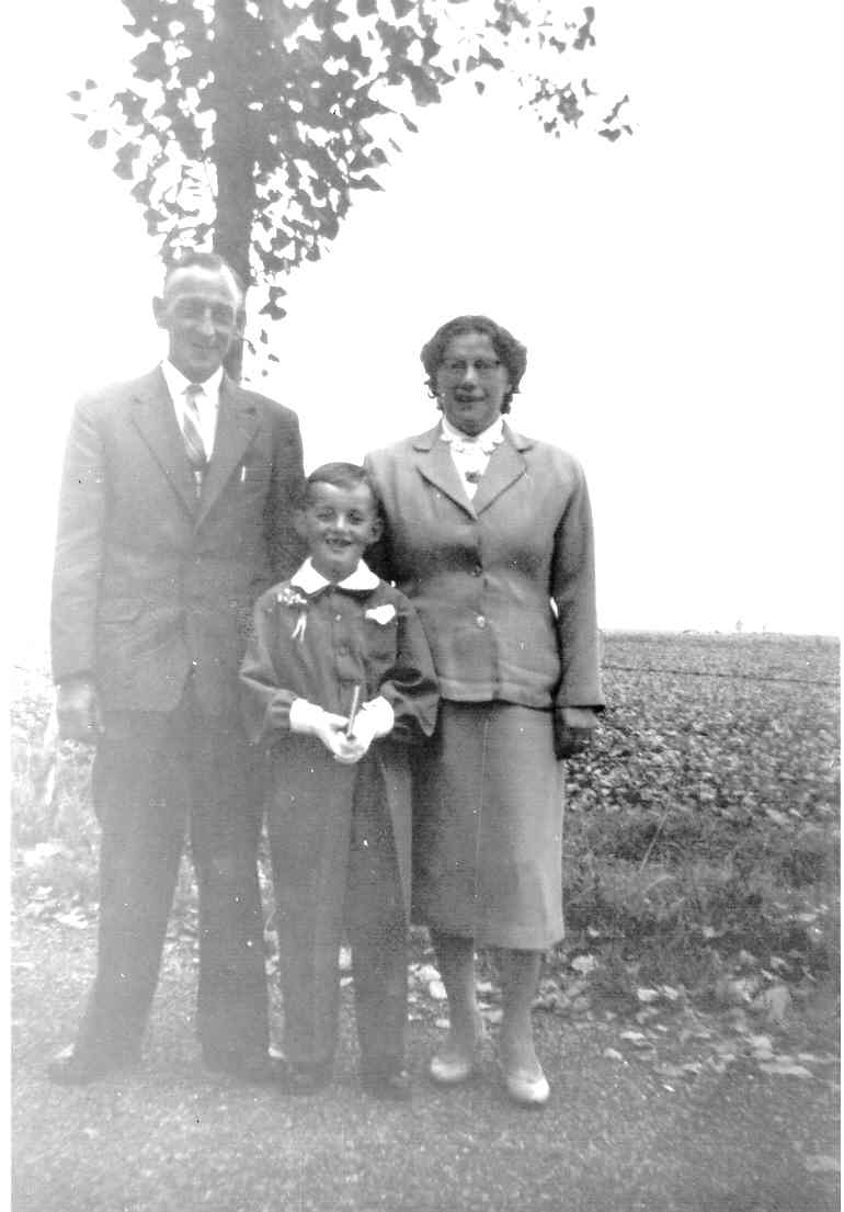 gladdines_maria_1920__communie_chris_.jpg