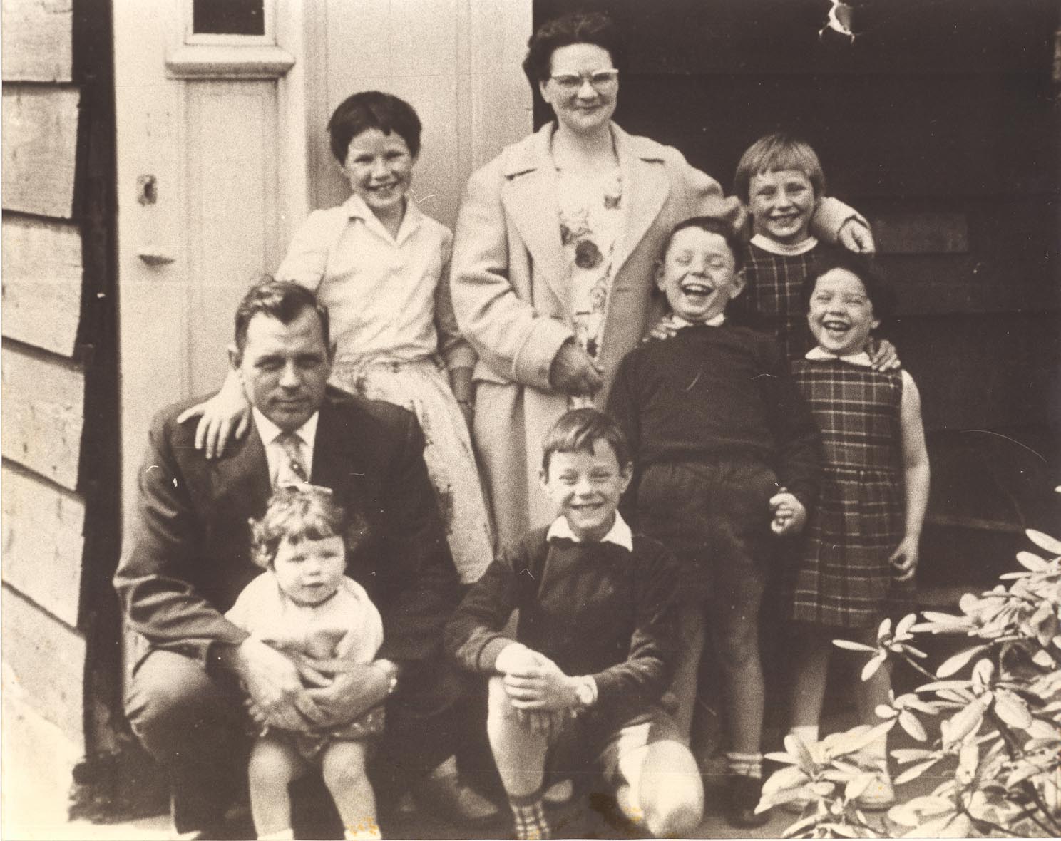 Klik voor foto in apart venster gezin_van_gils_1959.jpg