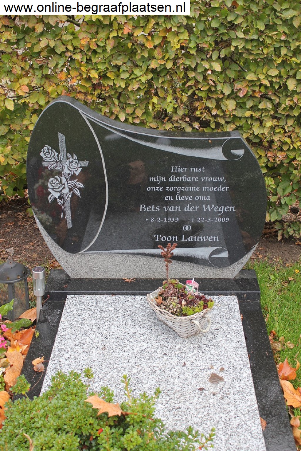Klik voor foto in apart venster quma0004003005.jpg